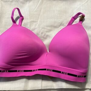 Pink Victoria secret wear everywhere wireless lightly lined pink size 34DD